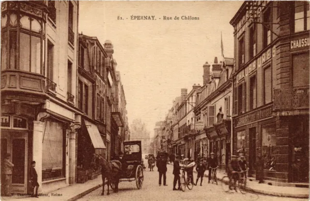 CPA ÉPERNAY - Rue de CHALONS (742569)