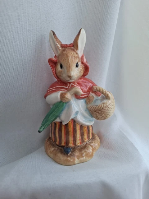 BORDER FINE ARTS Beatrix Potter Figurine Mrs Rabbit at work £9.73