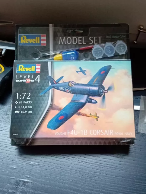 Revell 03917 1:72 Scale Vought F4U-1B Corsair Royal Navy Plastic Model Kit Set