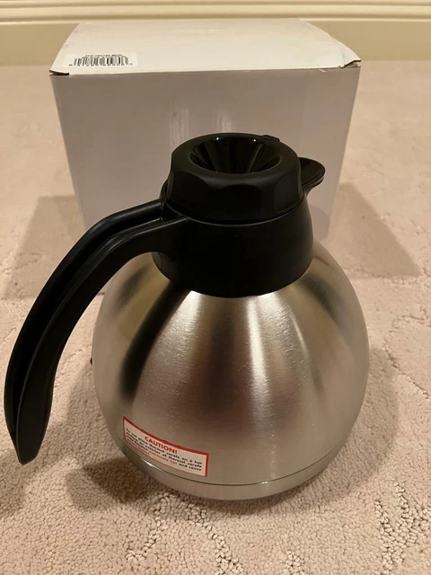BRAND NEW THERMOS 64oz (1.9L) Stainless Steel Vacuum Insulated Carafe