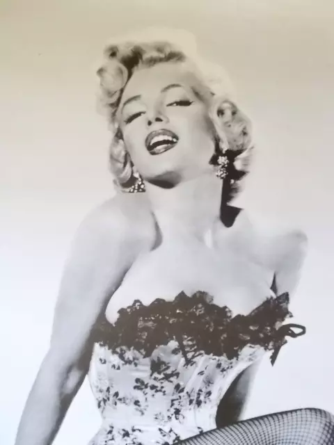 Poster  Geant , Vintage Marilyn Monroe , 80's  ( La Riviere sans Retour ) 2