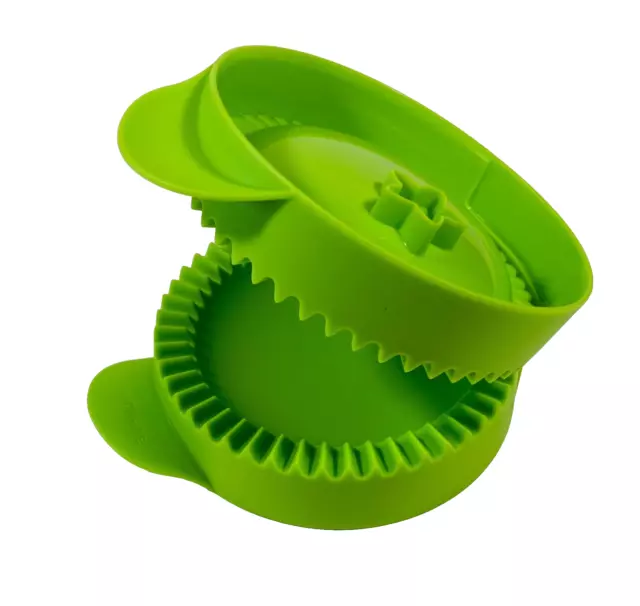 Tupperware -  Mini Pie Form Mould Press Maker and Cutter - Brand New