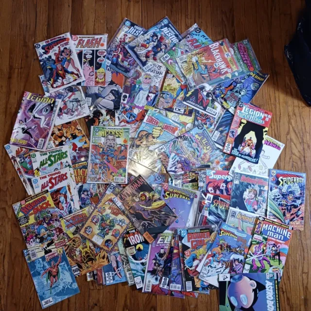 Comic Book Lot of 85 Marvel DC Vintage 1990's X-Men Iron Man Superman Superman