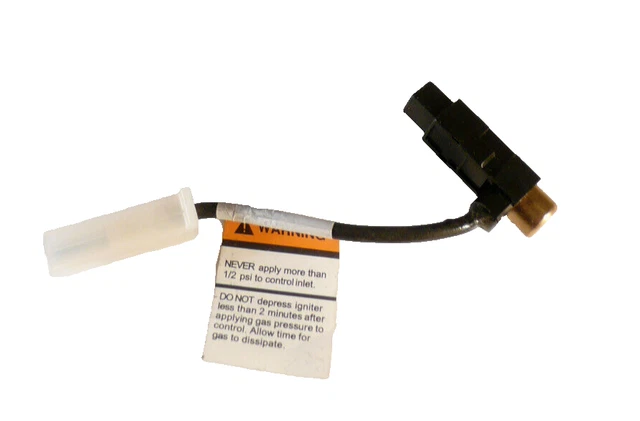 Honeywell Water Heater Control Valve Piezo Igniter - Used (Fits Models 50032558-001, WV8840 Series)