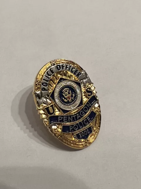 2005 Pentagon Police Inaugural Lapel Pin President Whites House Mini Badge