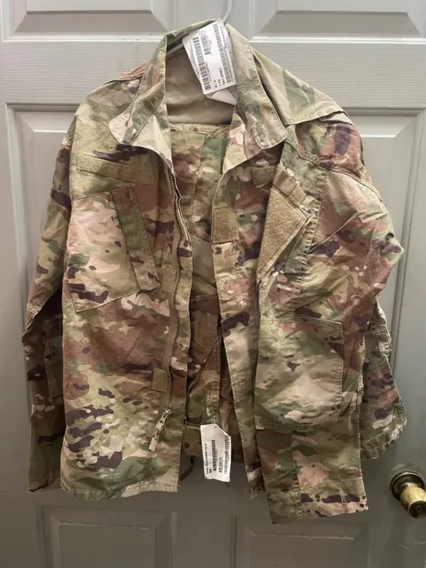 OCP Scorpion Army Issue FRACU Uniform Set Medium Regular NWT Top and Trousers