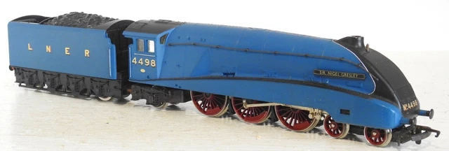 HORNBY R888 CLASS A4 Lner Steam Locomotive Sir Nigel Gresley Oo Gauge ...