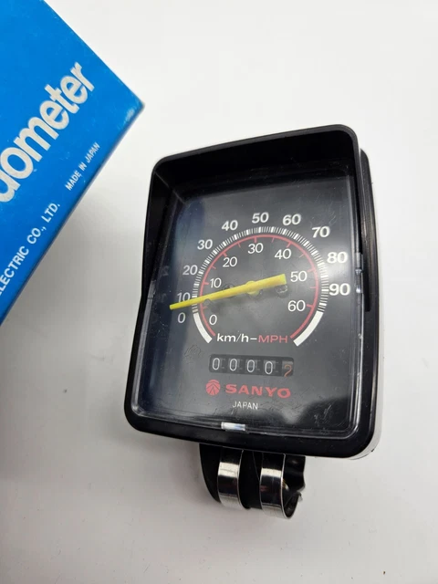 VINTAGE SANYO SPEEDOMETER Unit Bicycle Analog screen only
