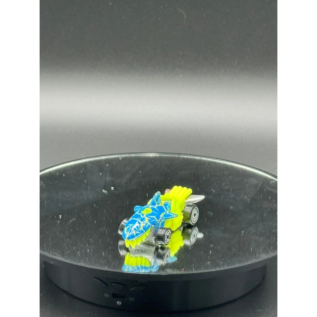 Hot Wheels Track Aces Blue/Gold Sharkruiser #198 - 5 Dot Collector Car