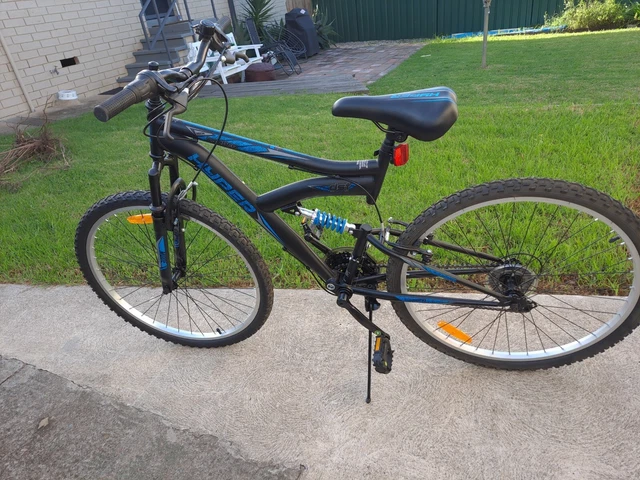 Hyper 60cm mountain best sale bike