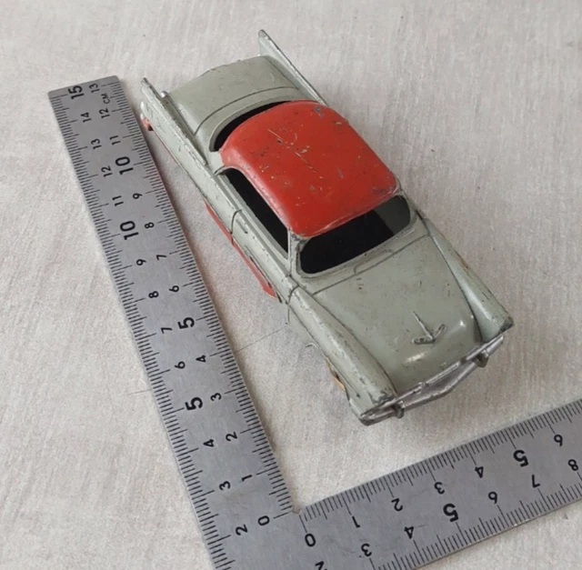 Dinky Toys 24T 535 – Citroën 2CV Rouge – Jouet Ancien Meccano – Fabriqué En France
