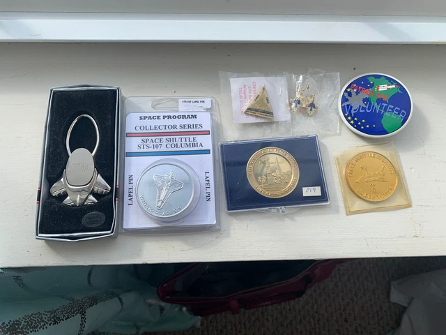 VNTG NASA Lot Kennedy Space Center Hard to Find 7 Items