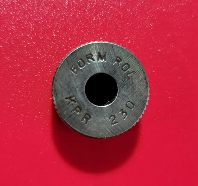 Form Rol KPR 230 - 3/4" Diameter High Speed Steel Diagonal Knurl Wheel
