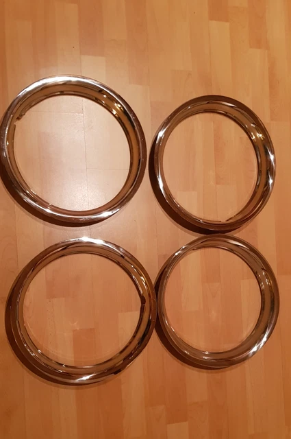 Oldtimer Felgenzierringe 14 Zoll - sehr guter Zustand Oldtimer Felgenzierringe 14 Zoll - sehr guter Zustand