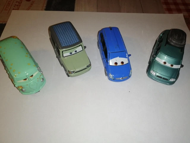 lot de  voitures cars disney pixar  mattel metal  d occasion
