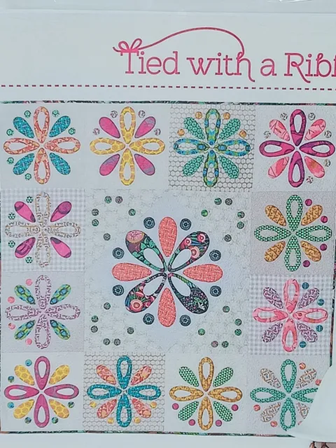 Tied With A Ribbon Trinket Box Quilt Applique Queen & Lap Size Unused