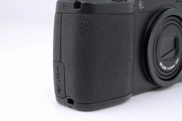 MINT Box / 302 Shots RICOH GR DIGITAL II 10.1MP Digital Camera Black  JAPAN #3 18