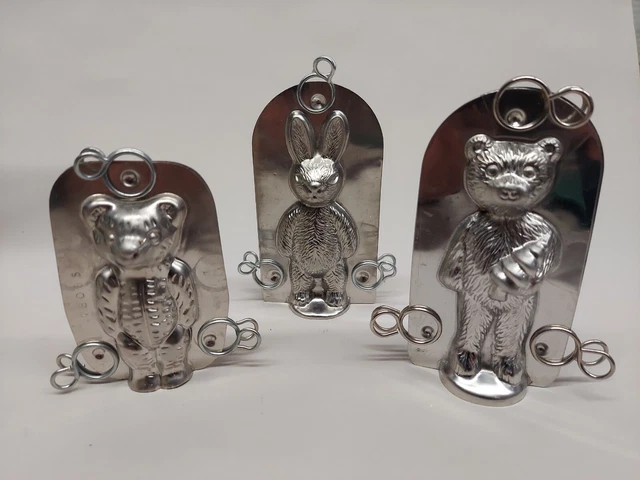 3 moldes de caramelo de chocolate vintage 2 osos de peluche (1 con árbol de Navidad) conejo metal