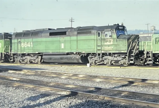 Vintage Photo Slide Train BN Burlington Northern Locomotive 6641
