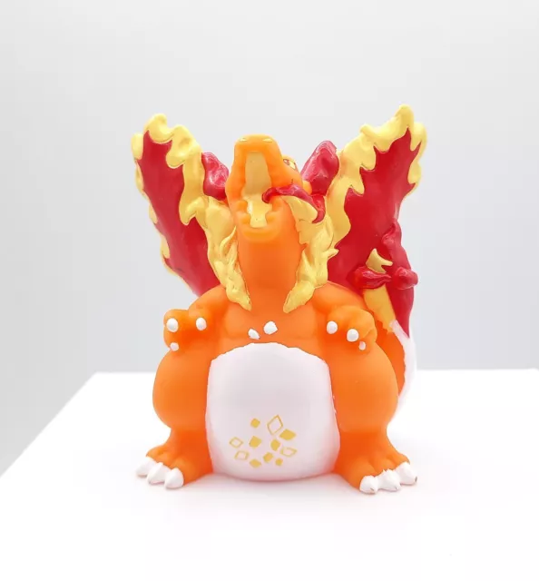 Pokemon Charizard Gigantamax 2.5" big figure toy kid Bandai