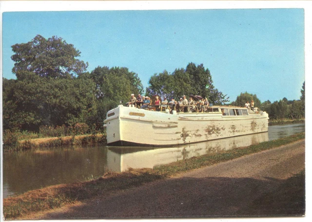 CP 58 NIEVRE - Environs de Chatillon-en-Bazois  Promenade sur le Canal (Péniche)