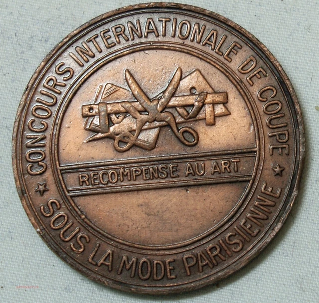 Petite Médaille Concours De Musique Fontainebleau 1885 – Laiton, XIXème