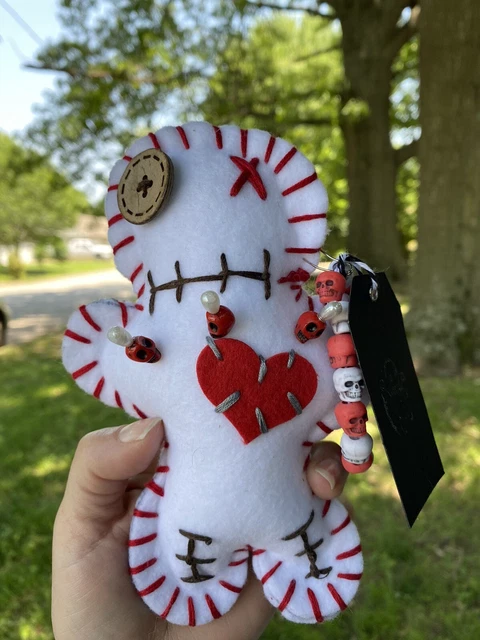Lil Creeps Voodoo Doll & Skull Bracelet & Skull Pins 7 In Haunted Horror Poppet