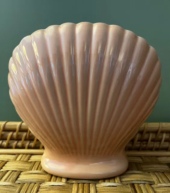 Lovely Coral Clam Shell/Fan Shaped Ceramic Vase Japan Art Deco 6.50" T