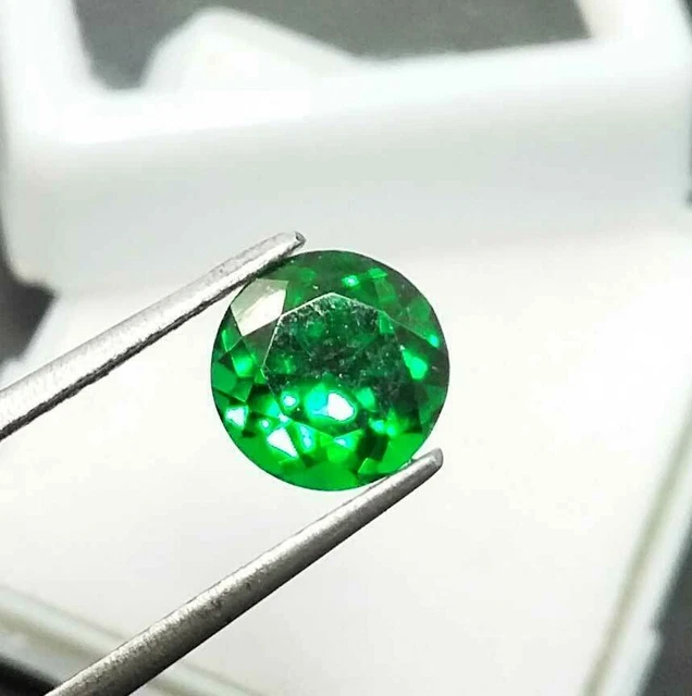 PIETRE PREZIOSE SFUSE Di Forma Rotonda Verde Granato Demantoide pietre-preziose-sfuse-di-forma-rotonda-verde-granato-demantoide