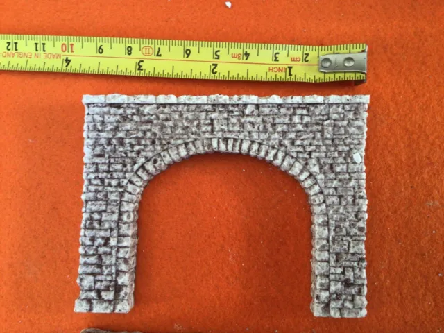 N Scale Tunnel portals X 2 -Twin Track -Rough Stone Style, Pre Painted (KP110)