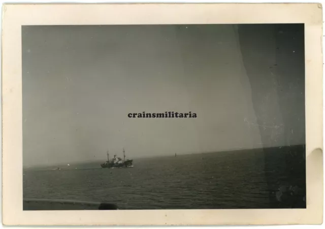 Orig. Foto Sperrbrecher Schiff Boot der Kriegsmarine m. Tarn Camo