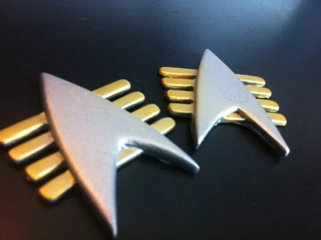 STAR TREK TNG Future Imperfect Communicator Badge Prop/Replica $8.00 ...