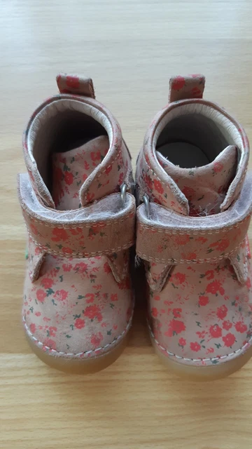 Kickers BabySchuhe Mädchen, m. Klettverschluss, beige m. Blümchen, Gr. 20