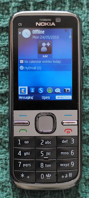Nokia C5-00 black/silver mobile phone with battery and charger in working order