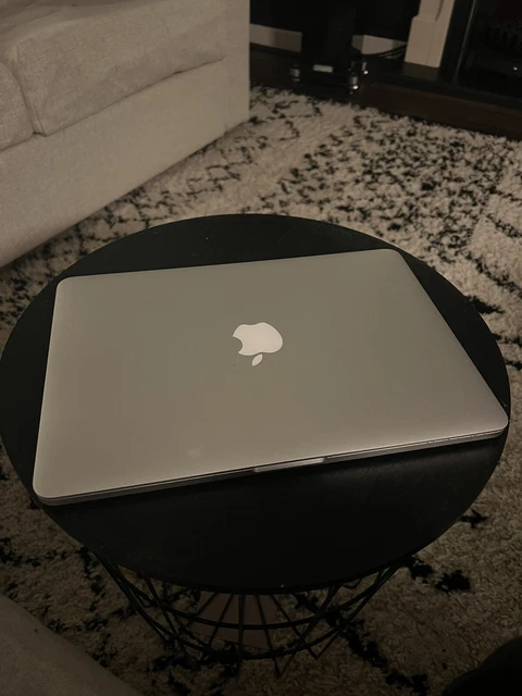 Apple MacBook Pro 13,3" (128 GB SSD, Intel Core i5, 2,7 GHz, 8 GB RAM)