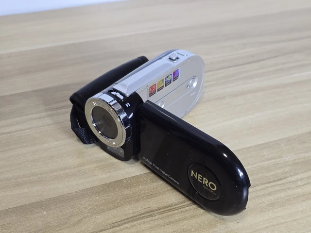 NERO DIGITAL CAMERA DV552SA 5 Mega Pixel - 4x Digital zoom New Old