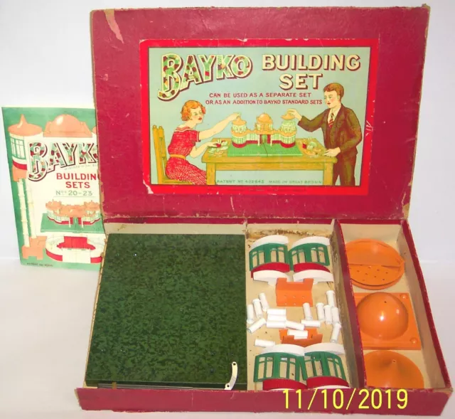 RARE, VINTAGE 1930’s PRE-WAR ORNAMENTAL BAYKO BUILDING SET No.20 IN PARTIAL BOX.