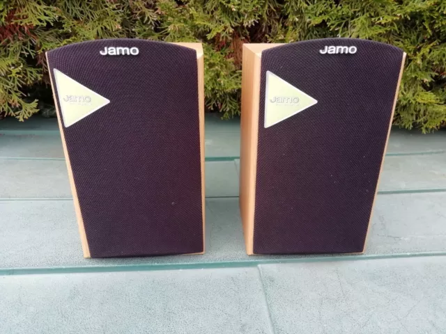 Jamo E500 Speaker Bookshelf / Monitor Hi-Fi Speakers In vgc 2