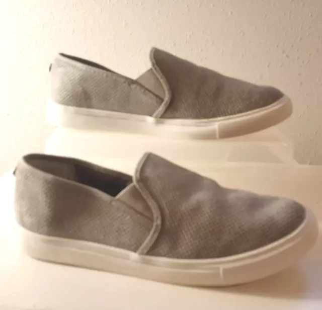 Steve Madden Casual Slip-on Sneakers Women's Size 10 Gray Perforated Canvas