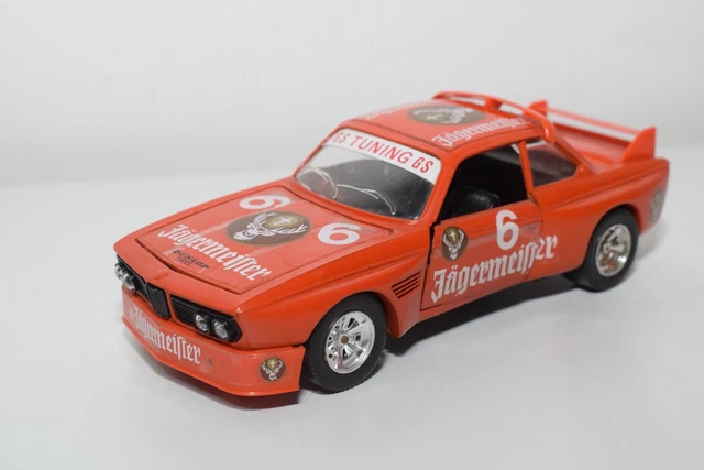 Bburago BMW 30 CS Martini N°30 - Échelle 1/24 - Blanche - Occasion