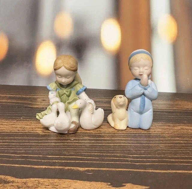 VINTAGE HOLLY HOBBIE Girl Praying With Dog Figurines & Girl With Geese