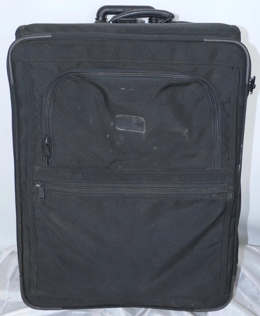 Tumi Travel Suitcase Luggage Large
