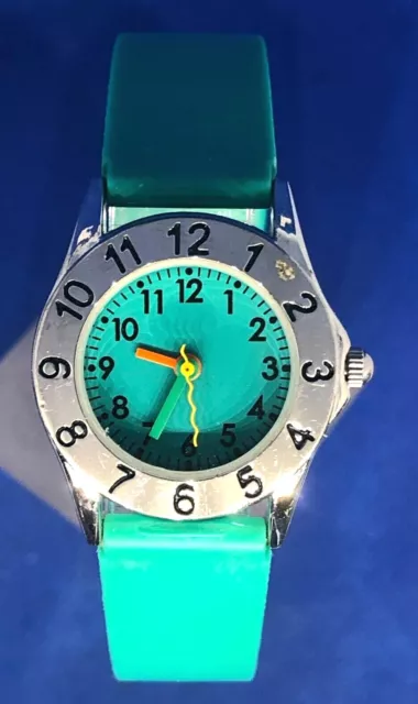 Montre Bracelet Watch Uhr Quartz VERT FEMME Enfant Mouvement S.EPSON AL55A