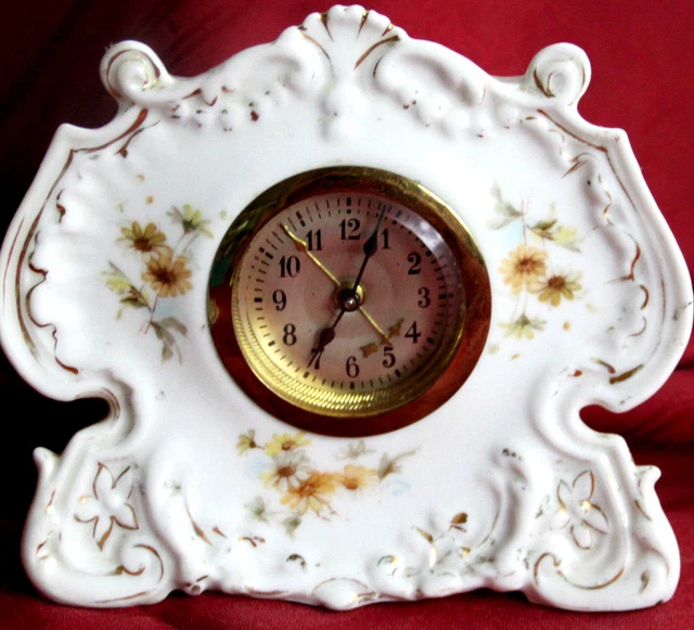 porzellanuhren antik