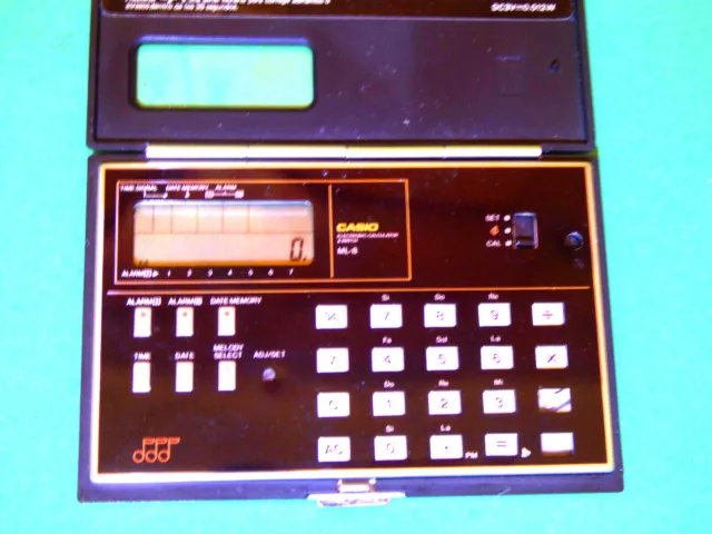 Casio ML8 Raro Vintage Compacto LCD Musical Calculadora / Reloj Forpart Sale