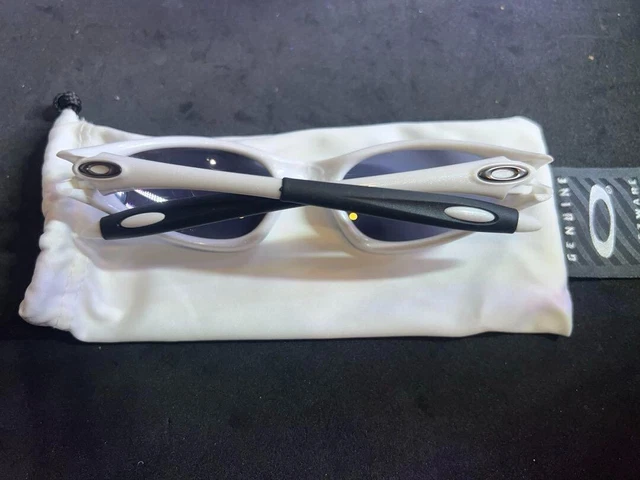 90s Oakley Minute 激レア パールホワイト アーカイブ OAKLEY オークリー 90s archive minute pearl - メルカリ