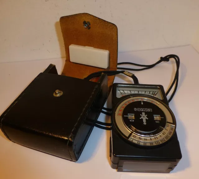 Classic Leningrad 8 Selenium Cell Photographic Light Meter   (Ch)