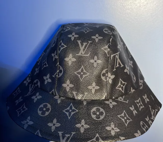NWT Louis Vuitton Black LV Monogram Woven Water Reactive Bucket Hat DS  AUTHENTIC