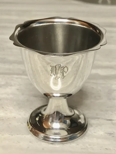 1950s ENGLISH SILVER PLATED EGG CUP - SCALLOPED RIM - BY PLATO OF ENGLAND