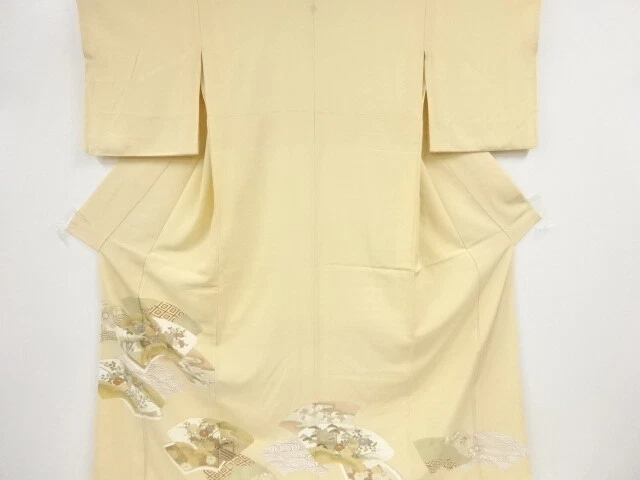 83838# Japanese Kimono / Antique Kimono / Embroidery / Carriage & Floral Pla
